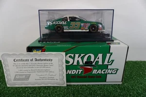 Nascar Revell Collection Diecast 1/24 Scale Racing Car # 33 Ken Schrader - Picture 1 of 2