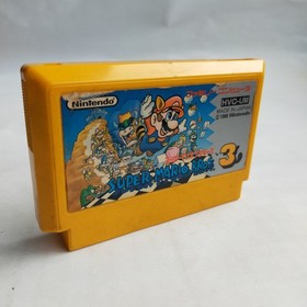 Super Mario Bros. 3 pre-owned Nintendo Famicom NES Tested