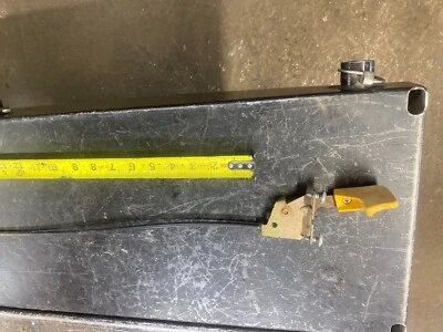 Control del acelerador Cub Cadet SLTX1054vt 26 HP Briggs&Stratton #946-04556 Foto 1 de 4