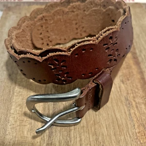 Cinturón de cuero para mujer 39” Aeropostale de colección - Imagen 1 de 5