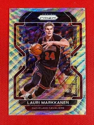 Panini Prizm Lauri Markkanen #86 Silver Wave Prizm 2021-22 Foto 1 de 2