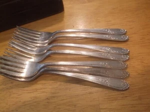 *ROGERS & BRO = IS = RAPTURE PATTERN SEVEN PIE FORKS - Picture 1 of 3