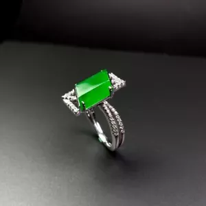 【KATHY JADE】【BESTBUY】 Icy Emerald Green Jadeite Ring 《US size :6.25》《Grade A》 - Picture 1 of 2