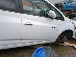GUSCIO PORTA ANTERIORE LATO GUIDA HYUNDAI IX20 2010-2019 BIANCO - Foto 1 di 6
