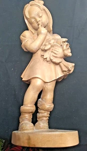 Vintage P. Maeder Wood Statue Figurine Girl with bouquet of Flowers wood carved - Picture 1 of 8