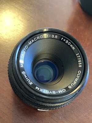LENTE OLYMPUS OM SYSTEM ZUIKO AUTO-MACRO 50mm f3.5 con estuche rígido Foto 1 de 4