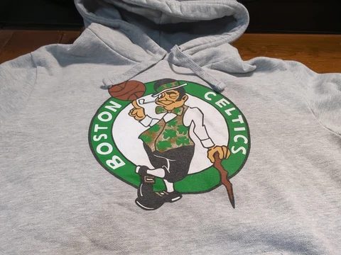 Boston Celtics NBA Men's Medium Gray Hoodie Cover