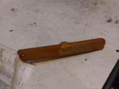 Passenger Corner/Park Light Side Marker Sedan Fits 96-99 SATURN S SERIES 601702 - Image 1 of 4