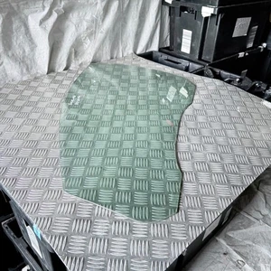 2010 FORD FOCUS Left Passenger Side Front Door Window Glass - Picture 1 of 9