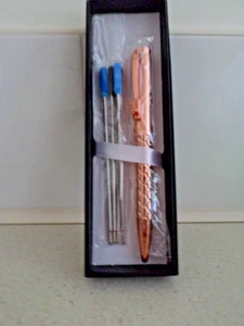 Lovely Copper Coloured Ballpoint Pen (with refills) New - Picture 1 of 1