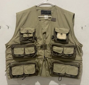 Field & Stream Fishing Vest Size 2XL Full Zip Several Pockets Tan & Brown EUC - Picture 1 of 7