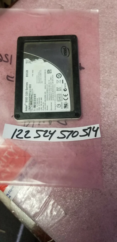 Intel 320 Series 80GB Internal 2.5" (SSDSA2CW080G3) SSD  FW: 0362 - Image 1 of 1