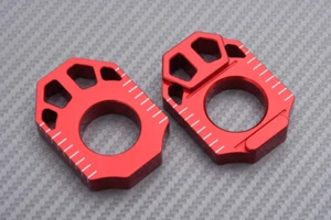 ZETA ZE93-5113 Pair of Alu Chain Adjusters Red KAWASAKI KX 125 / 250 2003 - 2008 - Picture 1 of 3