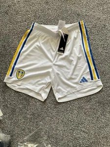 LEEDS UNITED KIDS ADIDAS SHORTS , VARIOUS AGES .................... BNWT - Picture 1 of 5