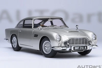 AUTOart 70296 1:18 Aston Martin DB5 1964, 007-James Bond, Goldfinger (with weapo - Image 1 of 4
