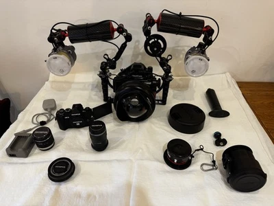 Nauticam NA-EM5 III Underwater Housing with Olympus OM-D E-M5 Mark III FULL SET - image 1 of 4