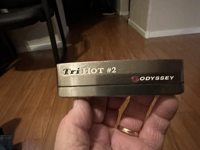 ODYSSEY TRI HOT #2 RIGHT HANDED 35” PUTTER SUPER STROKE GRIP ODYSSEY - Image 1 of 4