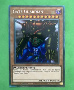 Yu-Gi-Oh! Gate Guardian MAZE-EN035 Coleccionistas Raro 1ª Edición Como Nuevo - Imagen 1 de 3