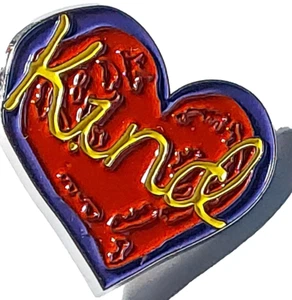 Pin de solapa de corazón "niño" - Imagen 1 de 2