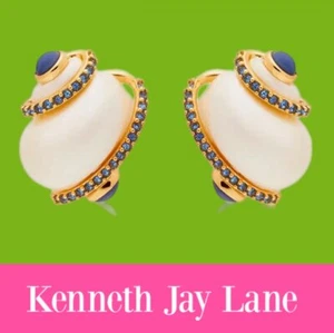 Pendientes perforados Kenneth Jay Lane con punta de zafiro perla simulados - Imagen 1 de 7