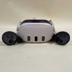 Meta Quest 3 512GB Standalone All-in-One VR Headset S3A - Picture 1 of 9
