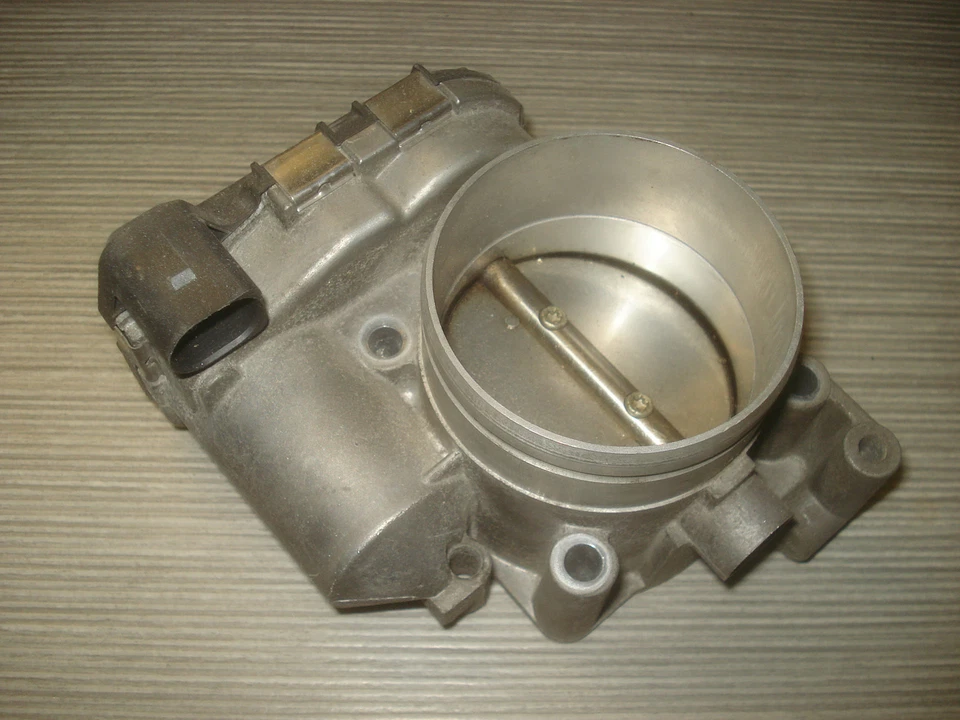 Bentley Continental Gt Butterfly Valve 07C133062 Lamborghini Aventador Throttle - Image 1 of 1