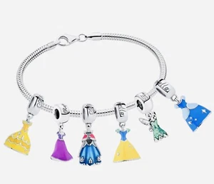 Disney Princess Charm Bracelet With 6 Charms 925 Sterling Silver New - Picture 1 of 8