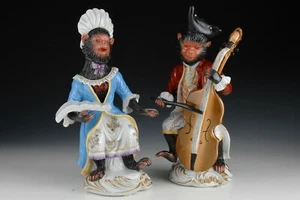 Pair of enameled porcelain figurines. "Couple of musicians monkeys". - Picture 1 of 4