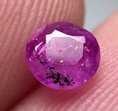 0.55 Carat Natural Transparent Faceted Ruby Gemstone from Jegdalek Afghanistan - Image 1 of 4