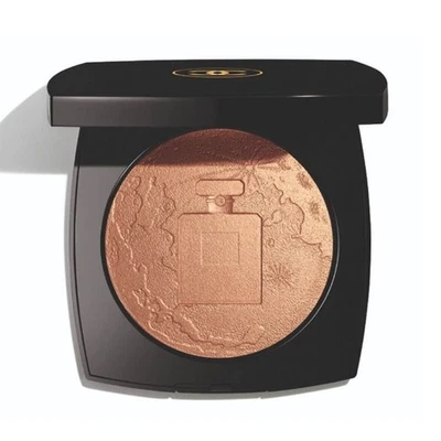 CHANEL Éclat Lunaire Oversize Illuminating Face Powder Or Rose Limited Edition - Image 1 of 3