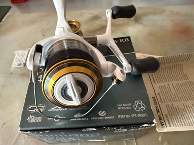 Mulinello bianco Shimano Stradic 4000 FC doppia manovella - Made in Japan - Immagine 1 di 4