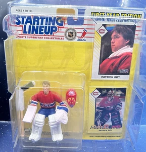 Vintage Startaufstellung 1. Jahr Ausgabe Montreal Canadiens Patrick Roy Figur mit Karte Neu aus altem Lagerbestand - Bild 1 von 24