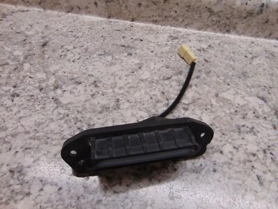 Interruptor de manija abierta de liberación de maletero puerta levadiza deportiva Mitsubishi Outlander 2011-2021 Foto 1 de 4