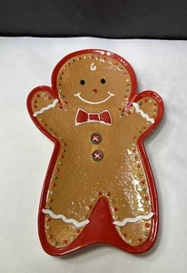 GINGERBREAD MAN SHAPED CHRISTMAS PLATE CERAMIC DISH NEW - Picture 1 of 5