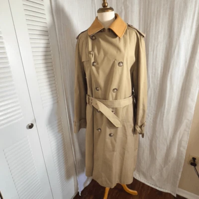 Brooks Brothers | Men’s | Coats | Size 42 Long | Vintage Men's Beige Tan Trench - Image 1 of 4