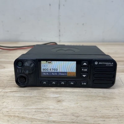 Motorola XPR5580 800/900 MHZ Connect Plus Trunking AAM28UMN9KA1AN Radio Only - Image 1 of 4