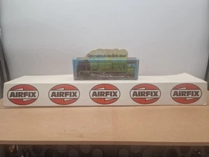 Un artículo promocional Airfix muy raro 1977 y Shelf Talker lote de 2 artículos B01 - Imagen 1 de 12