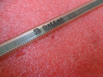 2 x DS1804Z-100 MAXIM 100kΩ Digital Potentiometer 8 PIN SOIC SMD UKINSTOCK - Image 1 of 3