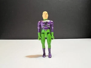 Figura de acción Superman de 3"" de bolsillo de DC Comics 2002 superhéroes - Imagen 1 de 7