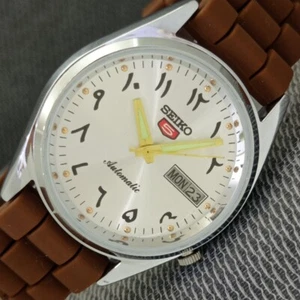 COLLECTIBLE SEIKO 5 AUTOMATIC JAPAN MENS VINTAGE SILVER DIAL WATCH a1130-U - Imagen 1 de 10