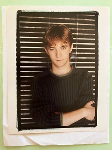 Michael Welch, foto original de agencia de talentos con créditos - Imagen 1 de 2