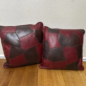 2 Vintage Leder Patchwork Dekokissen Retro 17” x 17” ohne Reißverschlüsse weich sauber - Bild 1 von 8