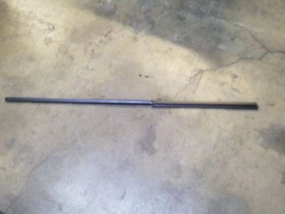 Moldura para parabrisas pasajero derecho | Se adapta a Toyota 4 Runner 2010-2020 Foto 1 de 4