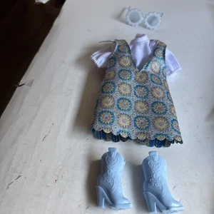 Barbie Daisy Jean Besties Ropa Vaquero Botas Y Gafas Para Muñeca Nuevo - Imagen 1 de 7