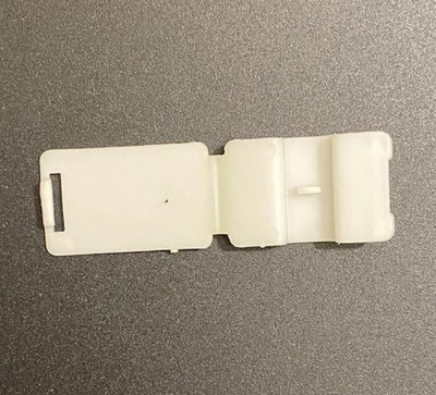 Lote de 20 clips de cable de plástico blanco de 2,5 pulgadas de largo NUNCA USADOS Foto 1 de 4