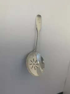 International Sterling Silver Flatware 1810 Nut Bon Bon Tomato Spoon 4 3/4 in - Picture 1 of 4