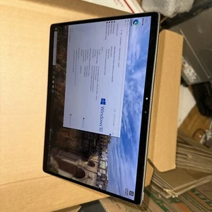 Dell Latitude 7320 Detachable: Intel Core i5-1140G7 1.1GHz - 16GB - 512GB - Picture 1 of 5