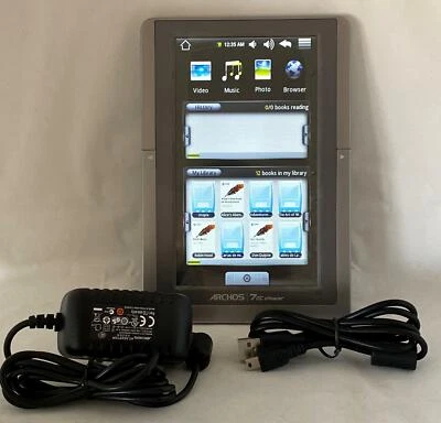 Archos eReader 70c 4 GB Wi-Fi 7-inch - Silver (501712) - Image 1 of 2