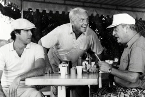 Póster Caddyshack Ted Knight Rodney Dangerfield Chevy Chase 24X18 - Imagen 1 de 1