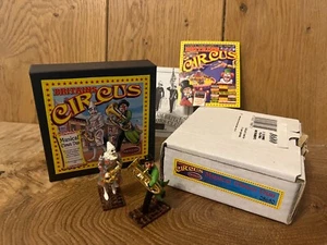 Britains Circus 08680 Musical Clown Duo boxed (MH) - Picture 1 of 5